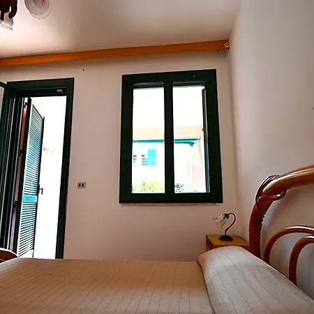 Comfortable Three-room Located In Torre Dellorso On The Ground Floor Hotel Melendugno