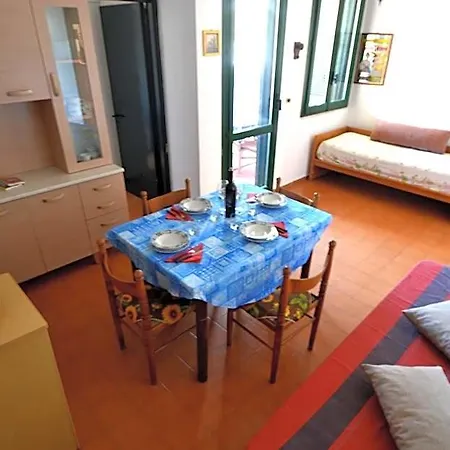 Comfortable Three-room Located In Torre Dellorso On The Ground Floor 2* Melendugno