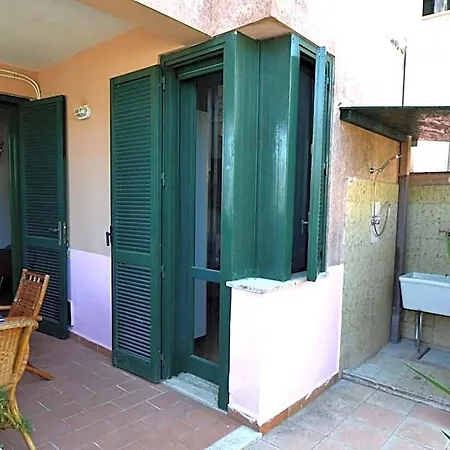 Comfortable Three-room Located In Torre Dellorso On The Ground Floor