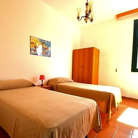 Comfortable Three-room Located In Torre Dellorso On The Ground Floor Ξενοδοχείο 2*