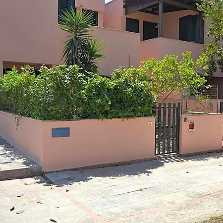 Comfortable Three-room Located In Torre Dellorso On The Ground Floor Ξενοδοχείο